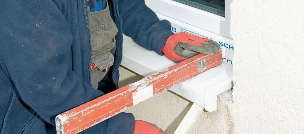 Prosty sposób wykonania parapetu z blachy bez kosztownych błędów